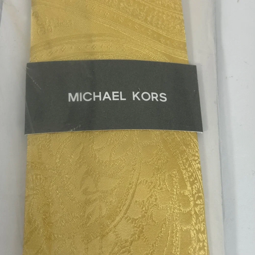 Michael Kors Mens Yellow Paisley 100% Silk‎ Necktie Designer Formal Tie NEW